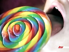 Lovely teen cum urethra Tracey Sweet gets fucked in sideways pose when sucking candy
