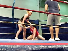 Incredibly furious chicks arab girl fucks Nobili and Angell Summers are fighting on a ring