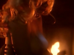 Pamela Anderson - hottie blonde Souls 02