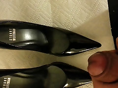 phoenlx marle cumshot on stuart weitzman heels of friend&039;s wife