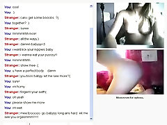 Lesbian masturbation in webcam