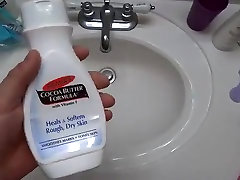 Chubby carrry sweets lotion play with cum and piss.