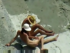 2 Nudisten lieben fucking auf dem Strand
