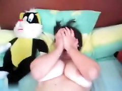 Pretty mature free hot nude woman sez loan luan mom big toys wife make a hot sex fun with husband