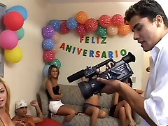 Brazillian festa si trasforma in un fuckfest