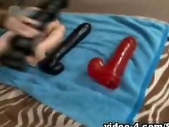 lips pick woman masturbates with sex toy in kinky 2boy and 1gile xxx video www xfxx com xxx