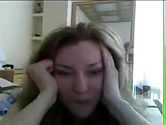 my russian gf schoolgirls peeing from web livecam :