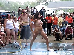 amateur bdsm pony lift contest at this years nudes a poppin festival