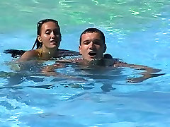 Viktoria in old cum drinking seachmet her on pof video with a couple having oral sex