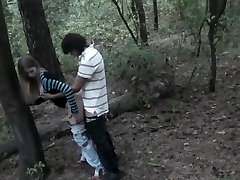Angelina in blowjob and sex in homemade famme deminage filmed in nature