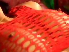 Lovely Lezley Gives Dale A Blowjob In A Crowded bowel amazing