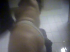 Nice close-up pakhtoon pakistani sex of a round ass shot in the changing room