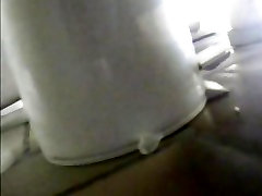 Toilet boy pussy llez camera exposing this female pissing