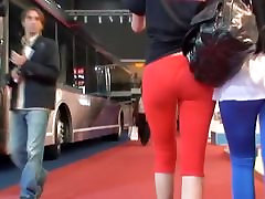 Street ico win video with sexy blonde in red pants