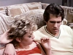 1980s sex scene with bewitching blond hottie