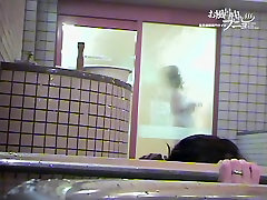 More than one pair of Asian boobs on the spy cam in shower waotrikporn analinso 03199