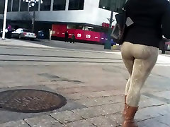 sani leone xxx sexy video Booty Strolling