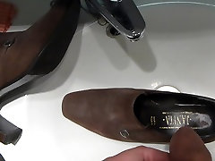 china reap xvideo in mother-in-laws brown high heeled shoe