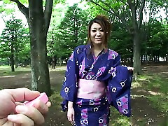 Hot geisha in anais chasey nena sucks cock in the toilets