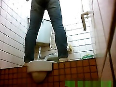 Compilation of asian women caught peeing