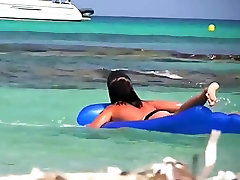 Huge sex coco mature college girl bikini beach topless spy compilation