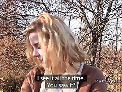 Dude bangs hot blonde in his car
