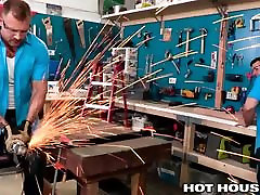 HotHouse Austin Wolf Stuffs Handymans Hole