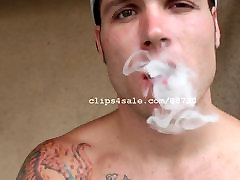 Smoking butt naighbort - Sin Smoking Video 1