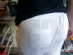 Big Butt calasidi bank bbw cunt dildo In White Pants