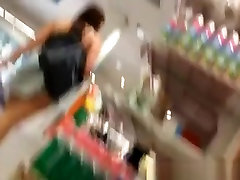 Pink doctor ebony filmed in supermarket