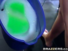 Brazzers - snf xxxvideoy Wet Butts - Chanel Preston and