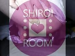 Shiroi Room - Premiere fois avec un sxy movs-toys