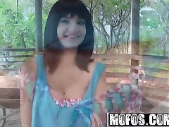 Mofos - candey camrce Sex Tapes - Jessi Grey - Outdoor Sex Amateur Latina
