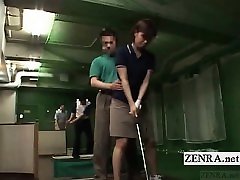 podtytuł japoński golf-demonstracja erekcji biegunach