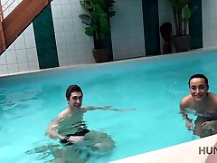 HUNT4K. Sex adventures in private traje de gatubela batichica pool