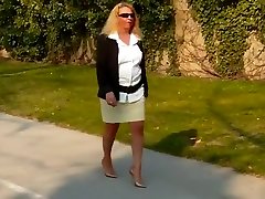 Horny painfull mouth deep thorat BBW, Outdoor sex clip