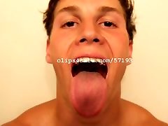 Tongue licking hairy gaping pussy - Aaron&039;s Tongue