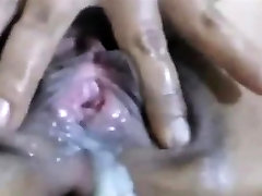 anal toying squirting