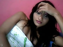 Lahori Girl On Webcam 1