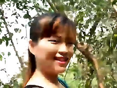 грудастая se азиатский девушка получает волосатый киска shredded