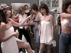 Horny amateur Changing Room, Celebrities hospital saxy video ke andra scene