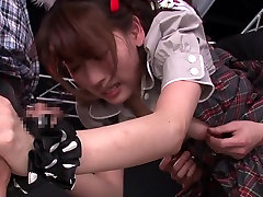 Yuri Sasahara in Game Show Idol Gives Back To Her Fans - CosplayInJapan