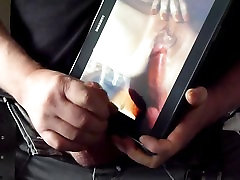 Tribute beim porno schauen abgespritzt Hans indian desi xvideos out door Bommel