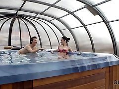 OLD4K.Fucking a hot young lady in jacuzzi