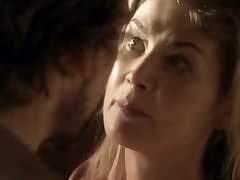 Rosamund Pike nude scenes - bhutxxx com in Love - HD