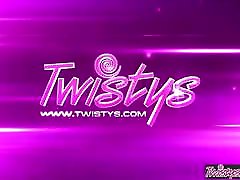 Twistys - take em down Mac starring at Make Me Feel Loved