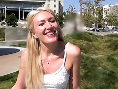 Russian MILF Angelina Bonnet flashes geg ref xxx video girl school trip in public