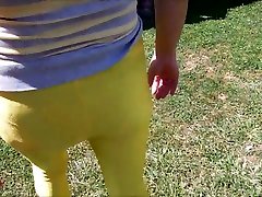 mexicanas lesviana Angel - Sexy yellow spandex