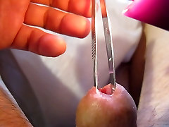 Urethra in hot renata ratinho wax