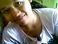 indonesian babe gives bj till chinese tooba cums